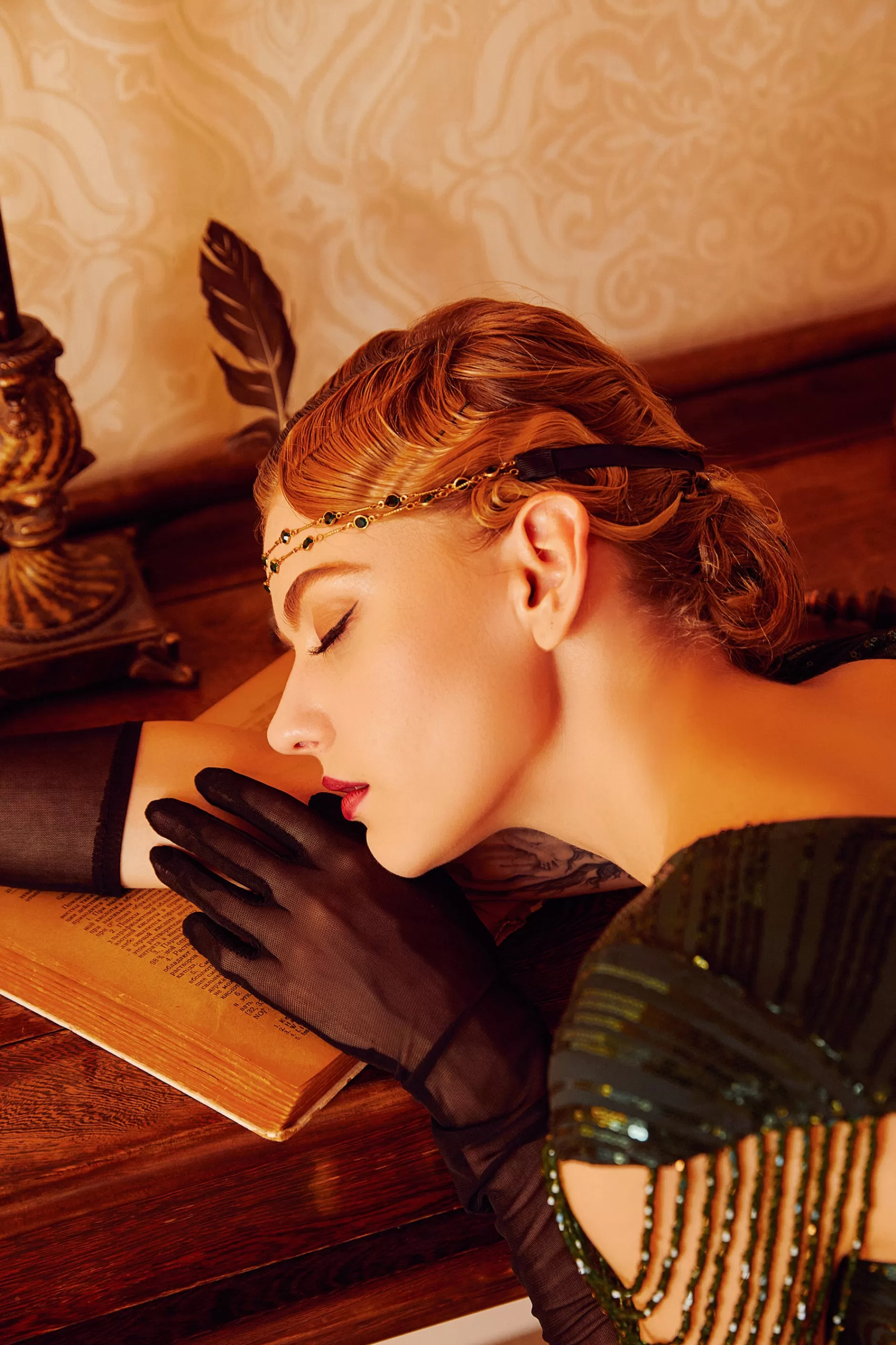 Beads Studded Tinted Feather Headband-BABEYOND Fashion