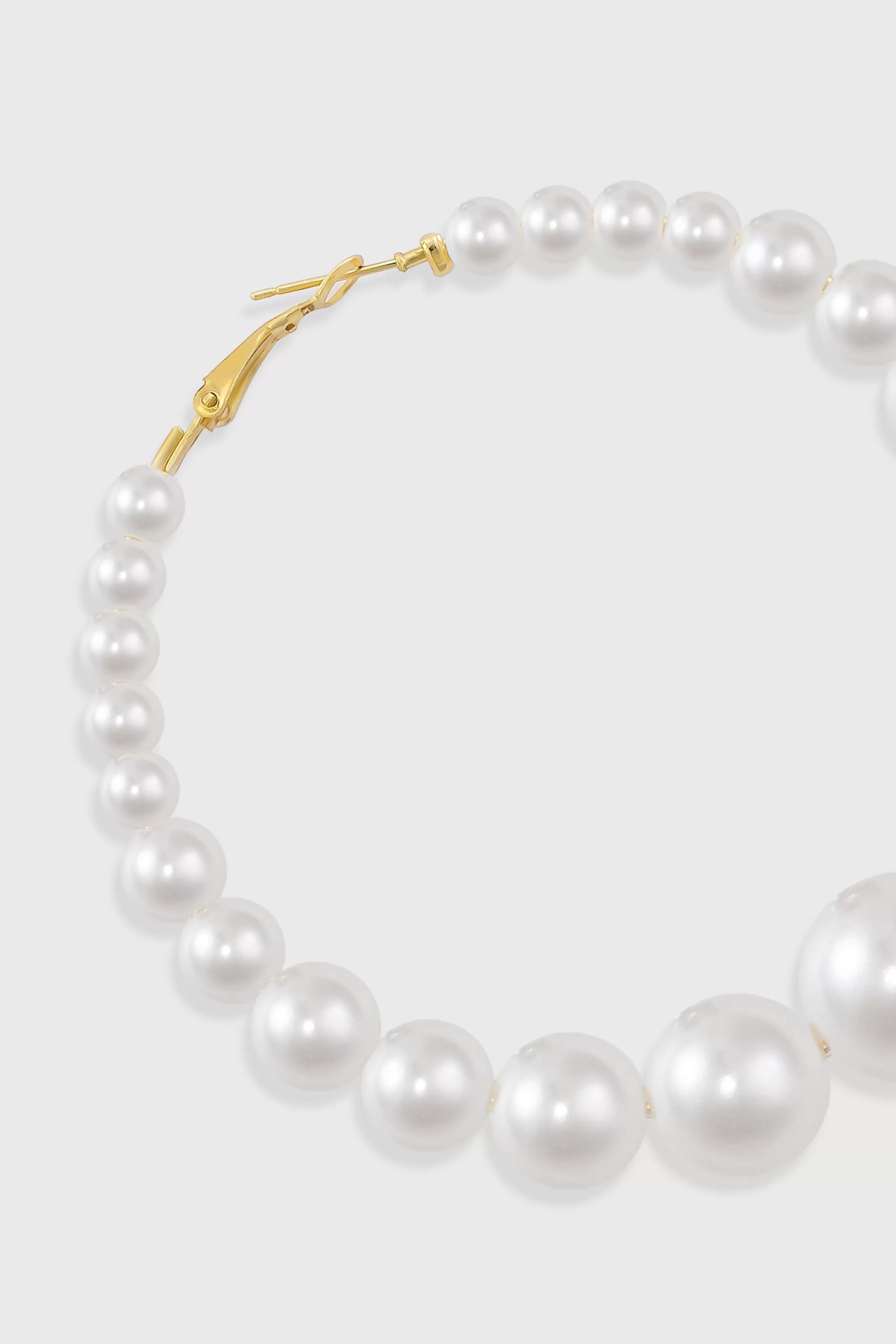 Gorgeous Pearl Hoop Earrings-BABEYOND Shop