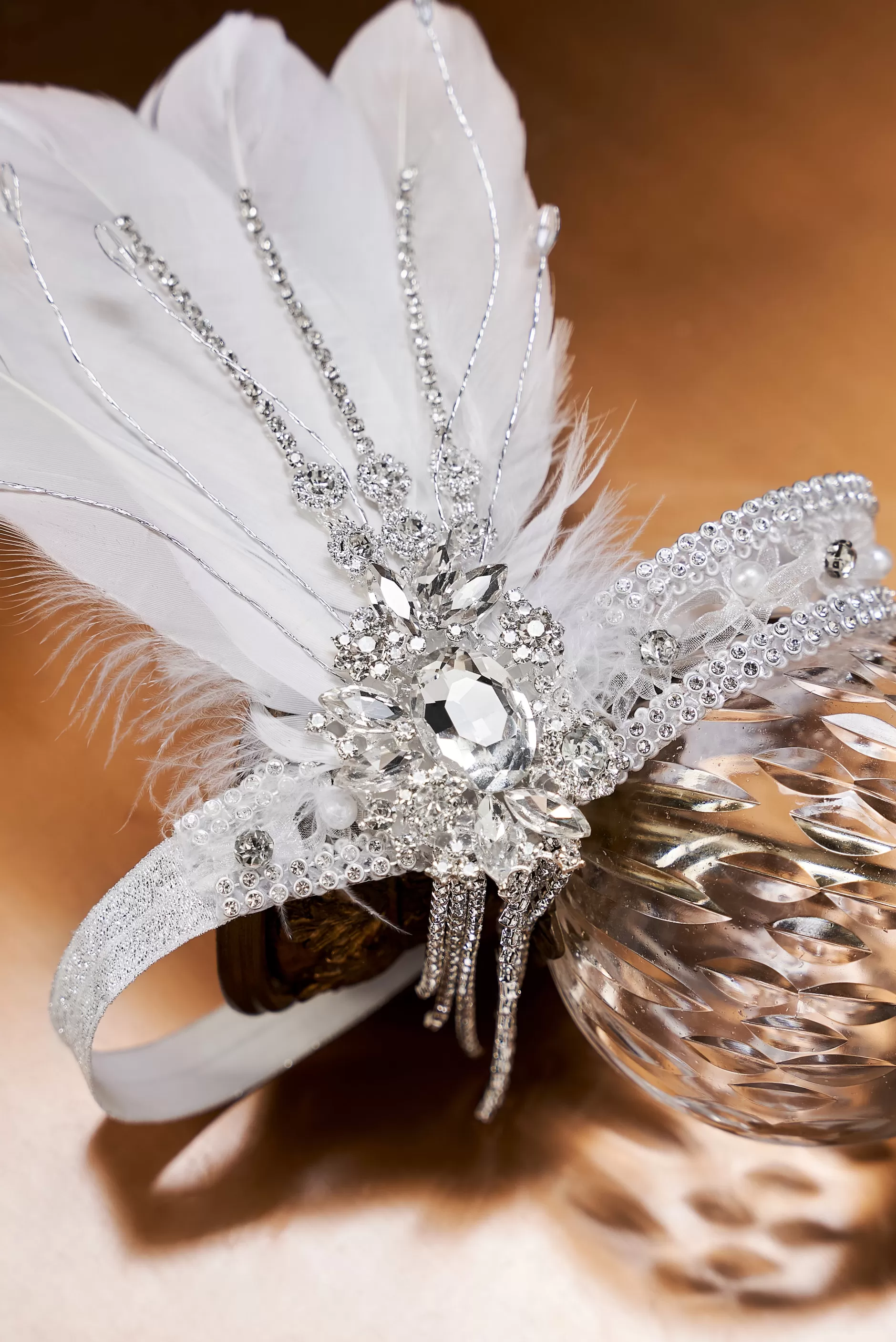 Gorgeous Rhinestone Feather Headpiece-BABEYOND Clearance