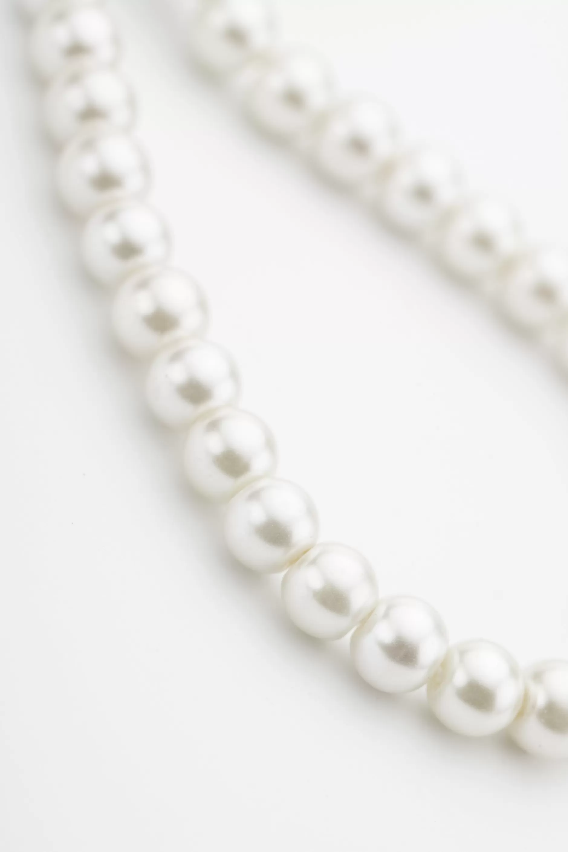 Remarkable Lustrous Imitation Pearl Choker-BABEYOND Discount